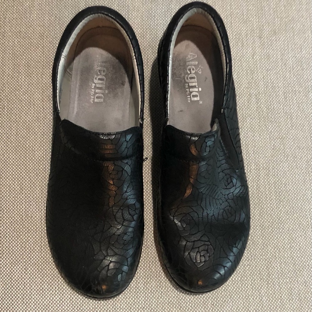 Alegria Black Women’s Clogs